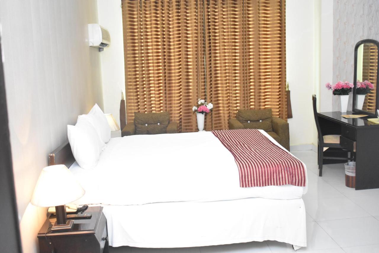 Hotel Royal Palace Rawalpindi Eksteriør billede
